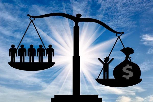 Illustration of balancing community benefit against commercial return